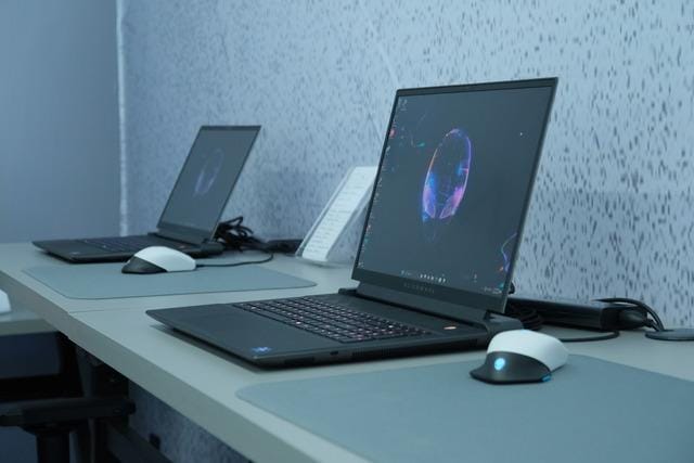 Türkiye’ye gelen Alienware ürünlerini tanıttı