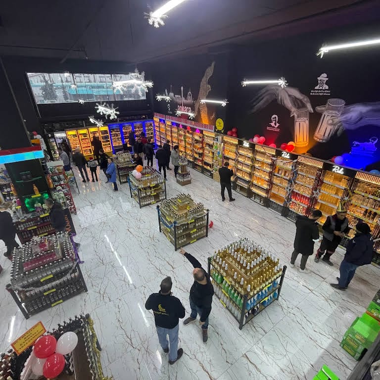 Şahin Tekel Gross Ankara Şehrimizde Tekel / Tütün ve Malzemeleri Toptancılığı Yapmaktadır.