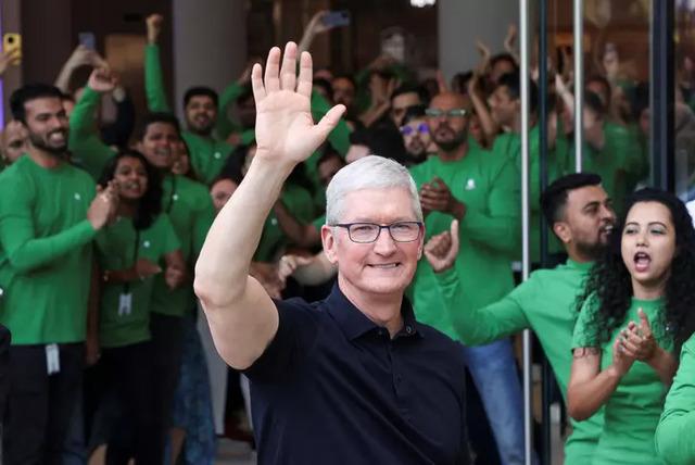 “Apple, yıllardır üzerinde çalışıyor” dedi! Apple CEO’su Tim Cook’tan dikkat çeken açıklamalar