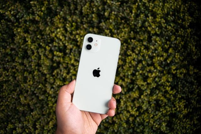 Fransa’dan çarpıcı karar: iPhone 12’lerin satışı yeni bir emre kadar yasaklandı!