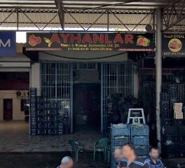 Ayhanlar Tarım Mersin Toptancı Halinde Sebze - Meyve Komisyonculuğu Yapmaktadır.