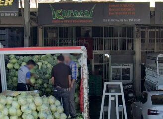 Karaca Komisyon Evi Mersin Toptancı Halinde Sebze - Meyve Komisyonculuğu Yapmaktadır.