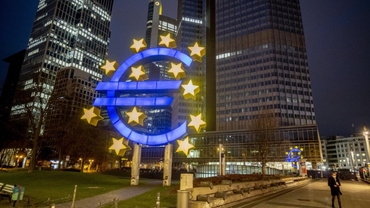 Euroo Bölgesi enflasyon hedefine 2025’te yaklaşacak