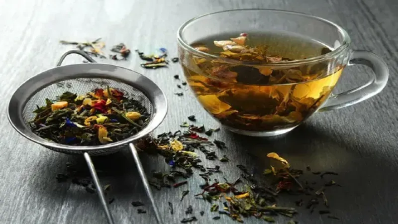 Bilinçsiz şekilde bitki çayı tüketmek zararlı olabilir!